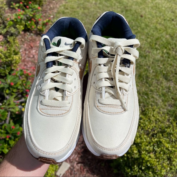 Nike Air Max 90 Cream Flower - Picture 2 of 3